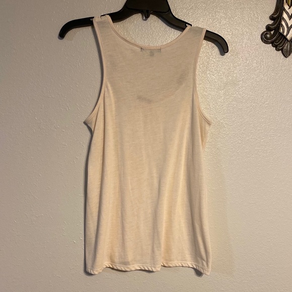 2 for $10 🌷 Bundle and Save!!! Women’s tank top - Picture 2 of 3